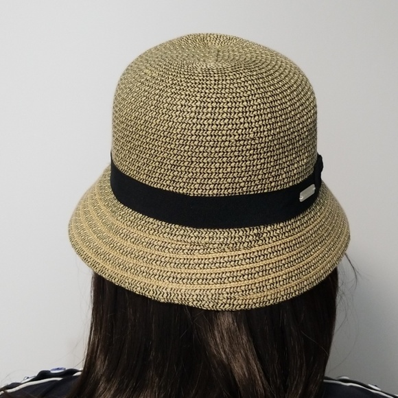 Hat - Picture 5 of 6